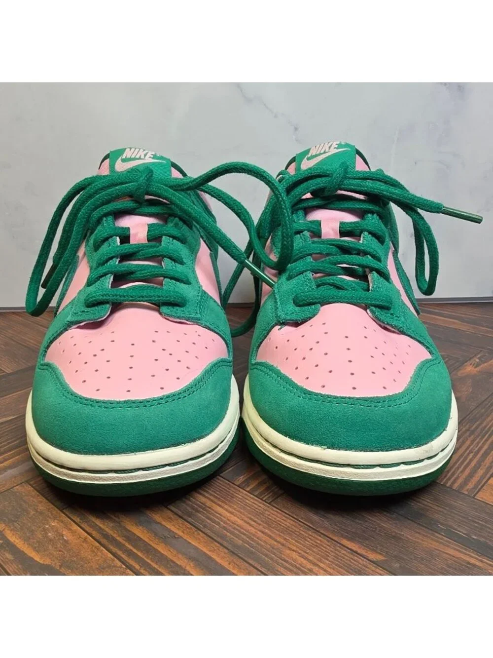 Nike Dunk Low Retro SE Mens 9 Medium Soft Pink Malachite Green FZ0549-600 Suede